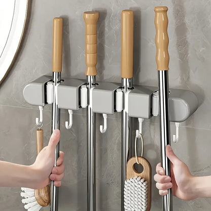 SOPORTE ORGANIZADOR PARA ESCOBAS Y TRAPEROS 50% OFF